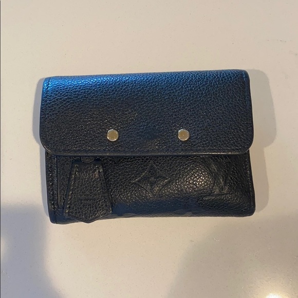 Louis Vuitton wallet - Picture 1 of 9